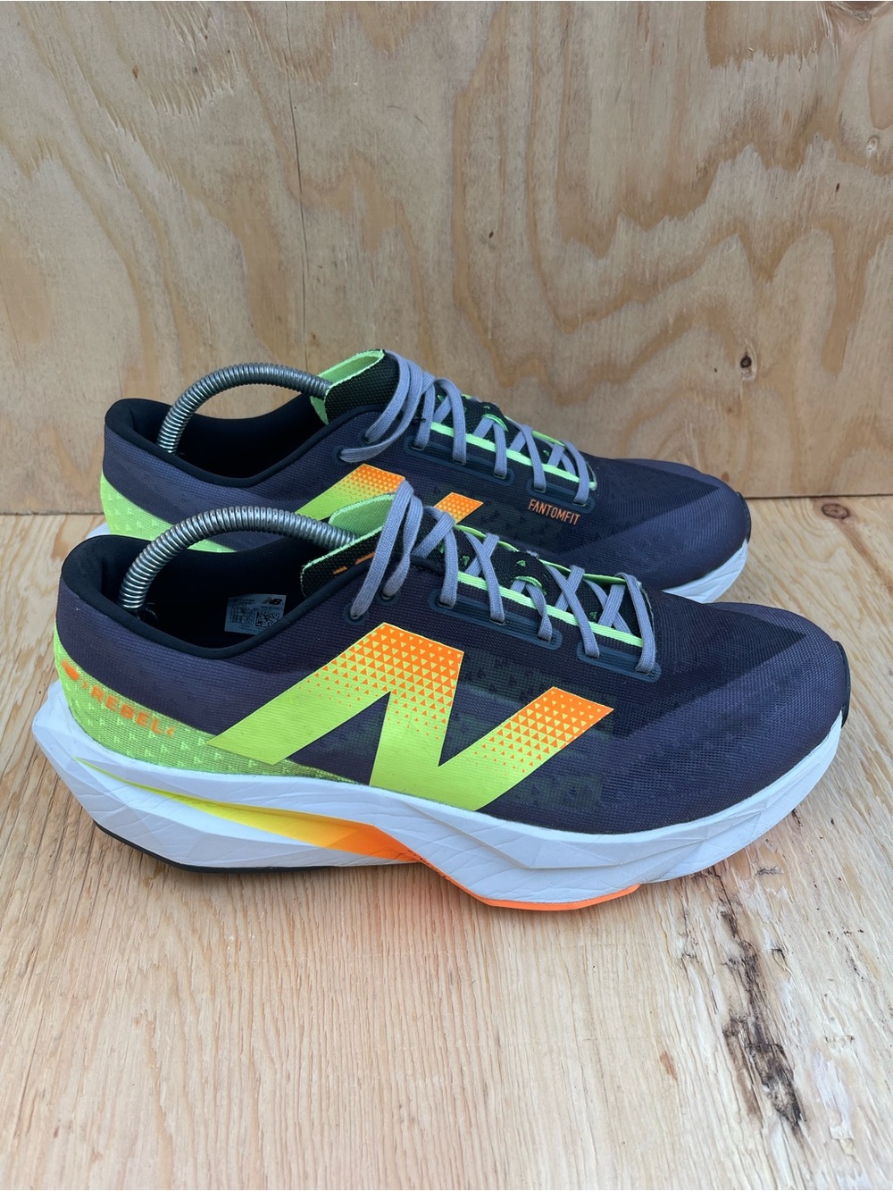 New Balance FuelCell Rebel v4 men’s Running Shoes Size 11.5